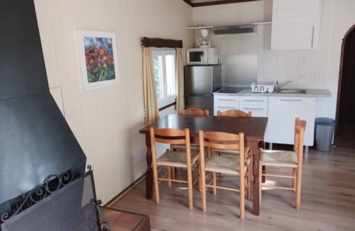 Reyrevignes Ski Chalet | ZEcamping 3 étoiles familial piscine chauffée chalet TV BBQ 43m2