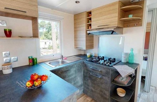 Condrieu House | ZEcamping 3 étoiles parc aquatique animaux acceptés mobil-home clim 36m2