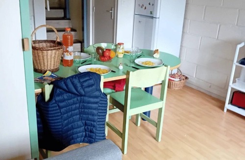 Vorey House | ZEcamping 3 étoiles pet friendly locatif TV 60m2 8 pers