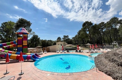 Bollene House | ZEcamping 3 étoiles piscine chauffée locatif TV clim 35m2