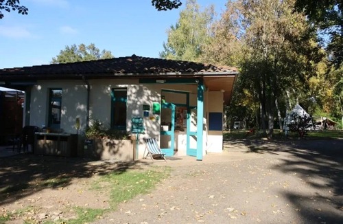 Sauxillanges House | ZEcamping 3* familial piscine dog friendly sauna tente 13m2 4 pers
