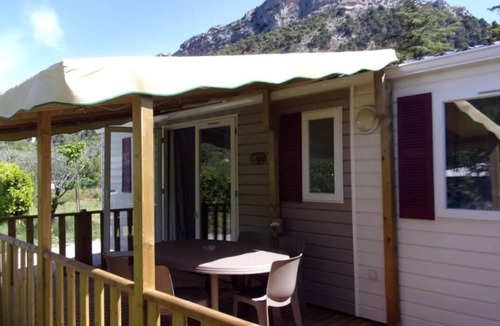 Buis-les-Baronnies House | ZEcamping 3* familial animaux acceptés bar piscine et soirées animées