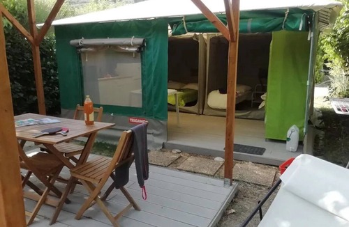 Buis-les-Baronnies House | ZEcamping 3* animé piscine animaux acceptés hammam mobil-home 21m2