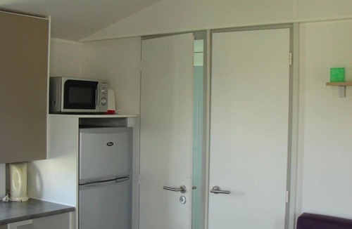 Saint-Boil House | ZEcamping 4 étoiles piscine couverte pataugeoire tente 31m2 4 pers