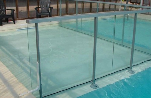 Saint-Boil House | ZEcamping 4* animaux acceptés avec piscine couverte et restaurant