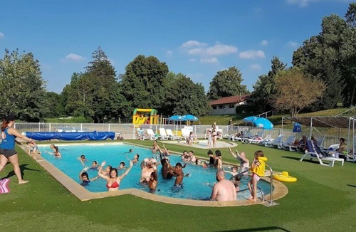 Le Grand Serre House | ZEcamping 4* familial piscine chauffée pet friendly locatif BBQ 32m2