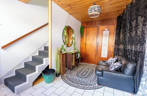 Bourbonne-les-Bains Apartment | Zen Studio, centrally located, quiet, fully equipped, ideal for spa guests, tourists, or business travelers.