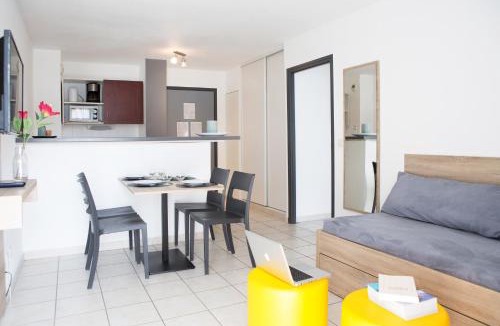 Divonne-les-Bains Apartment | Zenitude Hôtel-Résidences Divonne La Versoix