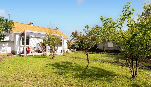 1 bedroom lovely home in Nantes