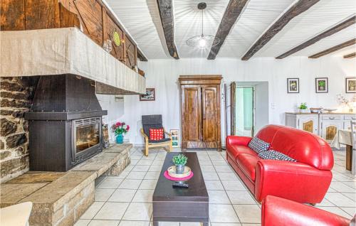 2 Bedroom Cozy Home In Pierrefiche