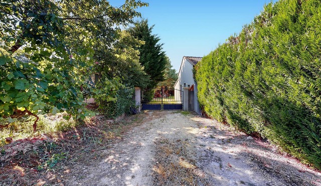 2 bedroom gorgeous home in Mercuès