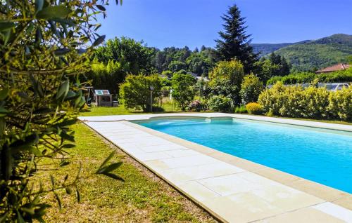 2 Bedroom Gorgeous Home In Jaujac