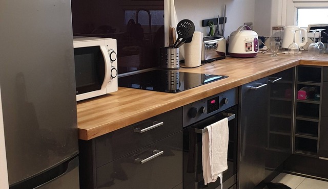 2 rooms 300m from RER B station in ANTONY