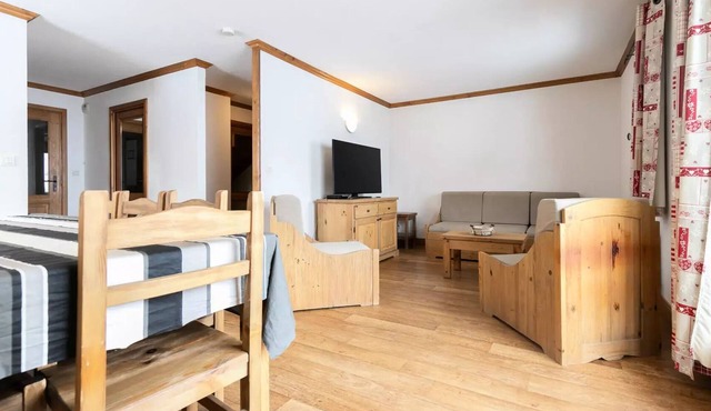 4-room apartment - 8 people