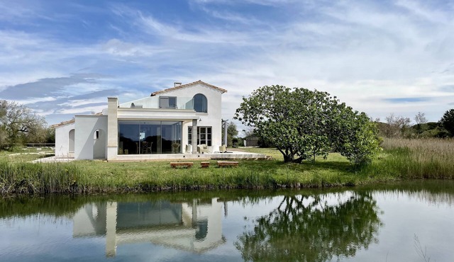 5* holiday home, comprising 5 bedrooms and living areas