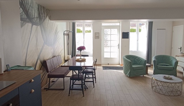 5-person gîte in Merry-sur-Yonne - Large garden, forest, cliffs and Vézelay