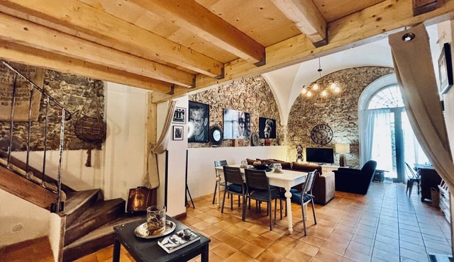 A 130-square-meter listed loft in the heart of the old town of Île-Rousse, just 150 meters from the beach! in L'Île-Rousse