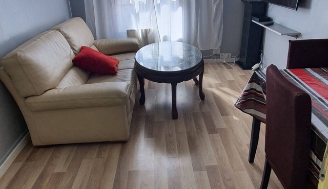 Apartment Near Paris