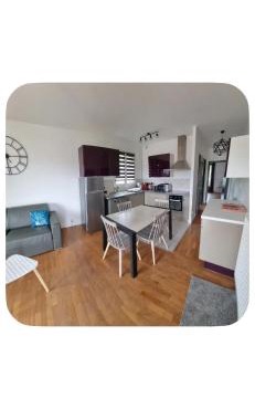Appartement cosy avec terrasse proche du lac et des commodités