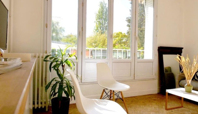 Appartement de designer, Grand Paris pour 6 personnes, Metro 14