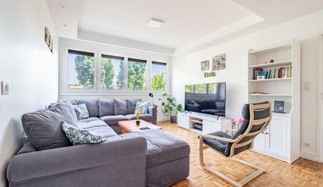 Appartement lumineux et cosy à 15min de Paris