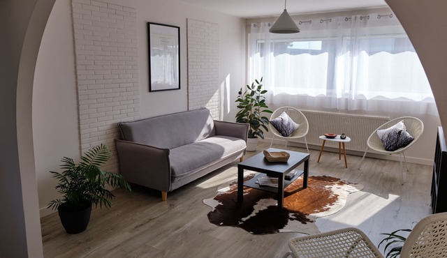 Appartement Moderne à Côté du Tramway
