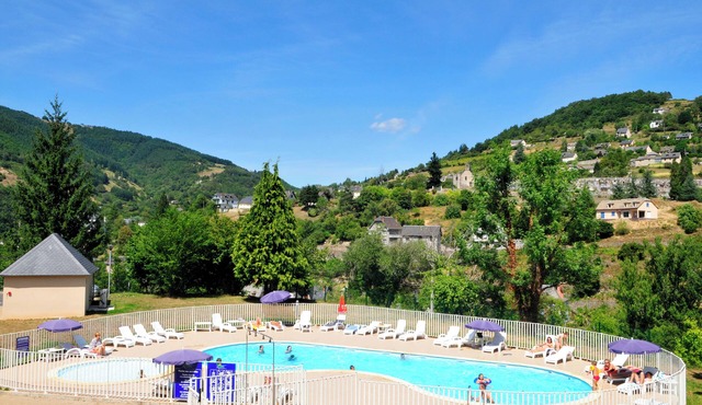 Au cœur de l’Aveyron | Piscine extérieure| Sauna