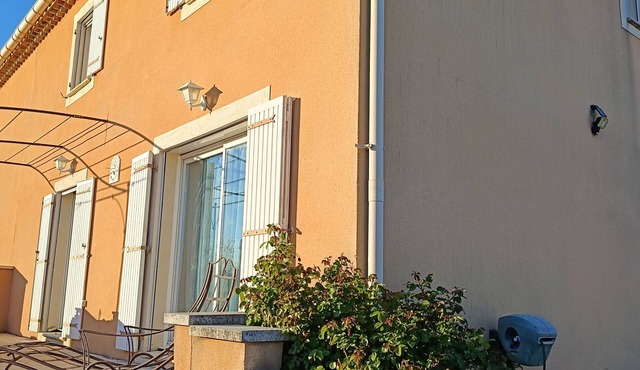 Au Pied du Mont Ventoux" vacation home