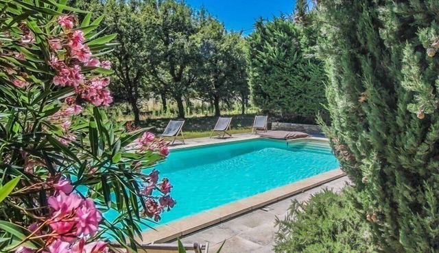 Authentic farmhouse in Montségur-sur-Lauzon, Drôme, pool, pets allowed (2).