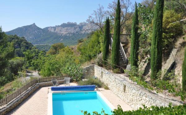 Aux Dentelles