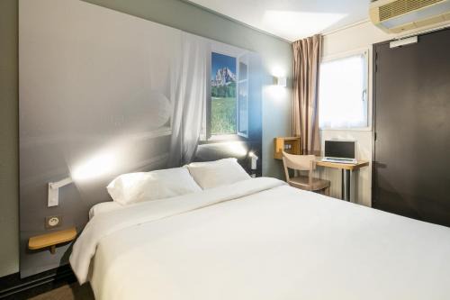 B&B HOTEL Grenoble Université 1