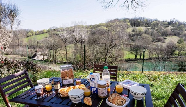 Bastide Village Retreat in Montfaucon