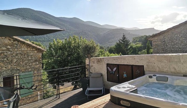 Belle maison Provence/grand spa/vue panoramique