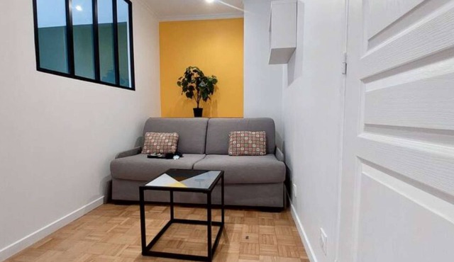 Brand New 1BR flat - Paris 13ième & Orly