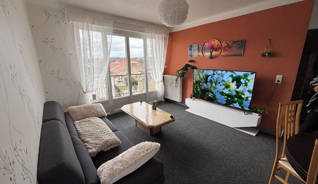 Bright 75m2 3-bedroom Apartment with a largebalcony - fully equipped