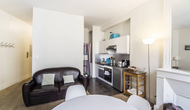 Bright and comfortable apartment - 2nd FLOOR