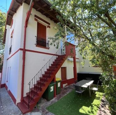 BX - Nice House - 10 rooms - 18 beds - metro PARIS EXPO