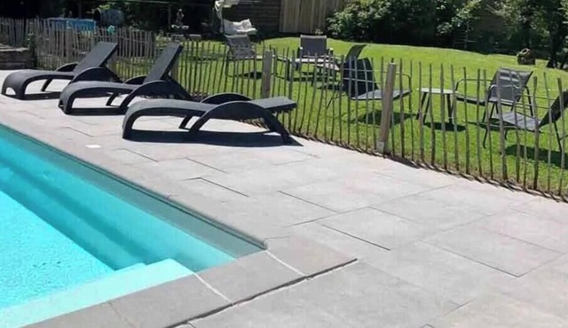 Camping 3 étoiles - Piscine - ccbgbea