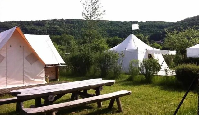 Camping Ecologique la Roche d'Ully* - Canadian Lodge 3 Rooms 4 People Without Sanitary