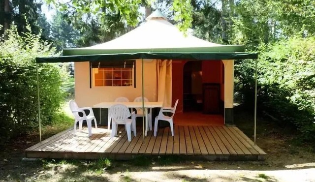 Campsite La Chanterelle* - Cyrus Canvas Bungalow 3 Rooms 4 People without sanitary facilities