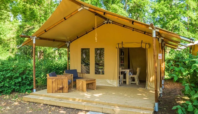 Campsite of Vesoul* - Slow Lodge 3 rooms 5 people without toilets