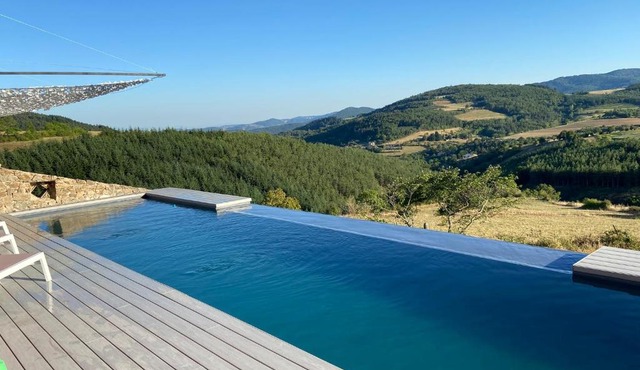 CASARIOU Les Bernards Villa Grande bâtisse 12p avec cheminée bain nordique billiard piscine