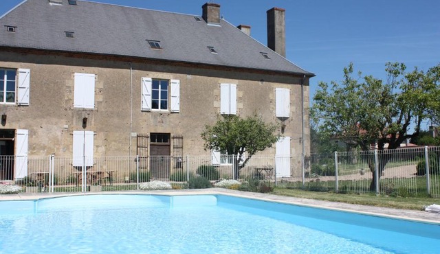 Château Latour - B&B, Pool, Parking, Dinner pre-bookable
