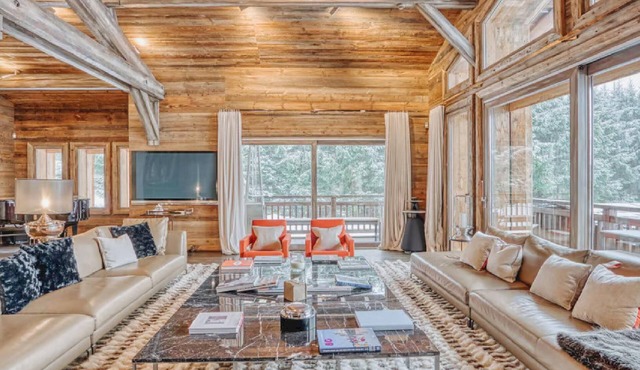 Chalet Courchevel with 6 spacious bedrooms