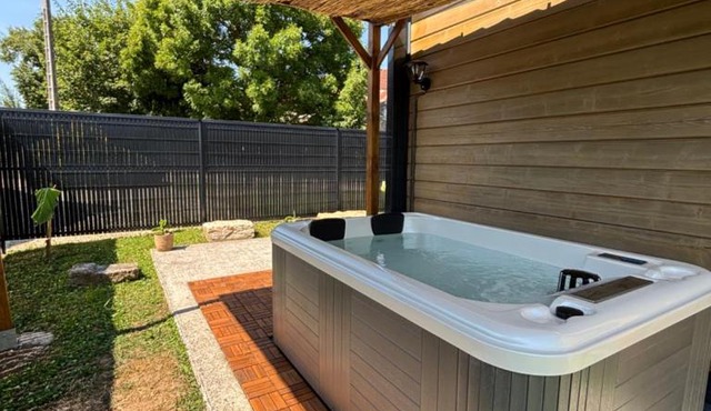 Chalet Des Aigrettes- Jacuzzi privatif