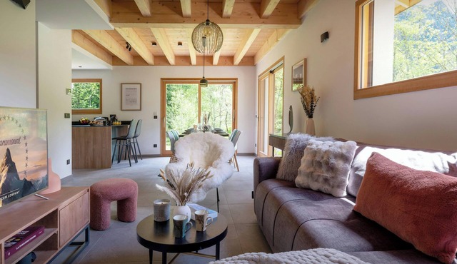 Chalet Ormiages - wonderful Alpine stay for 8, any season - OVO Network