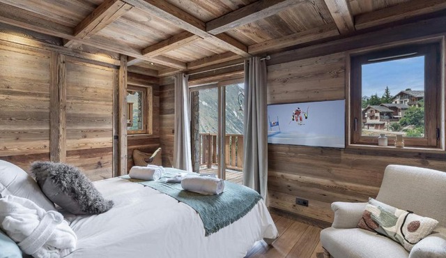 Chalet 5 chambres avec sauna et hammam, centre de Saint Martin - FR-1-570-31