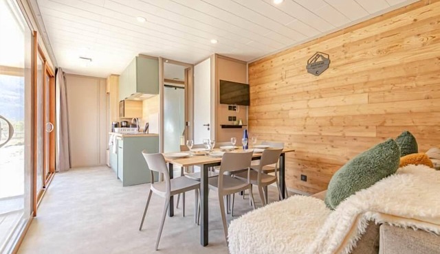 Chalet, Ground floor, sauna, hammam, terrace, parking, 35m², Aussois