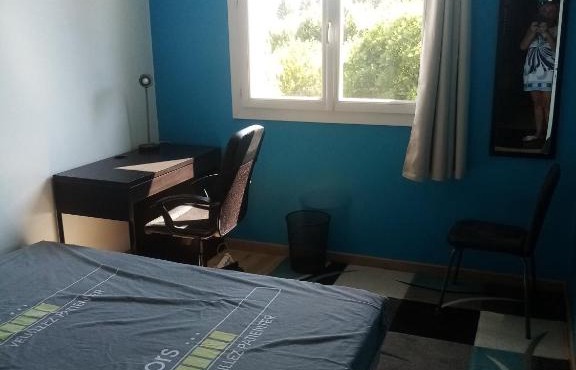 Chambre au milieu du Campus universitaire à Saint Martin d'Hères