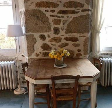 Chambre indépendante - style studio - avec jardin à la campagne